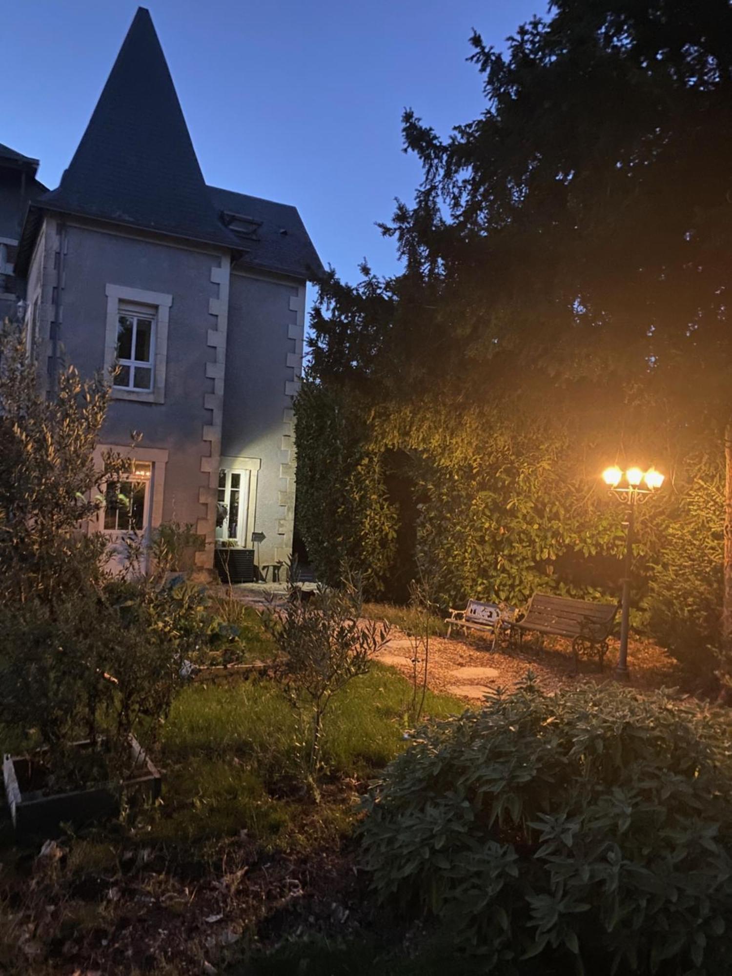 Domaine De Treuillaud Bed & Breakfast Villers-les-Ormes Bagian luar foto